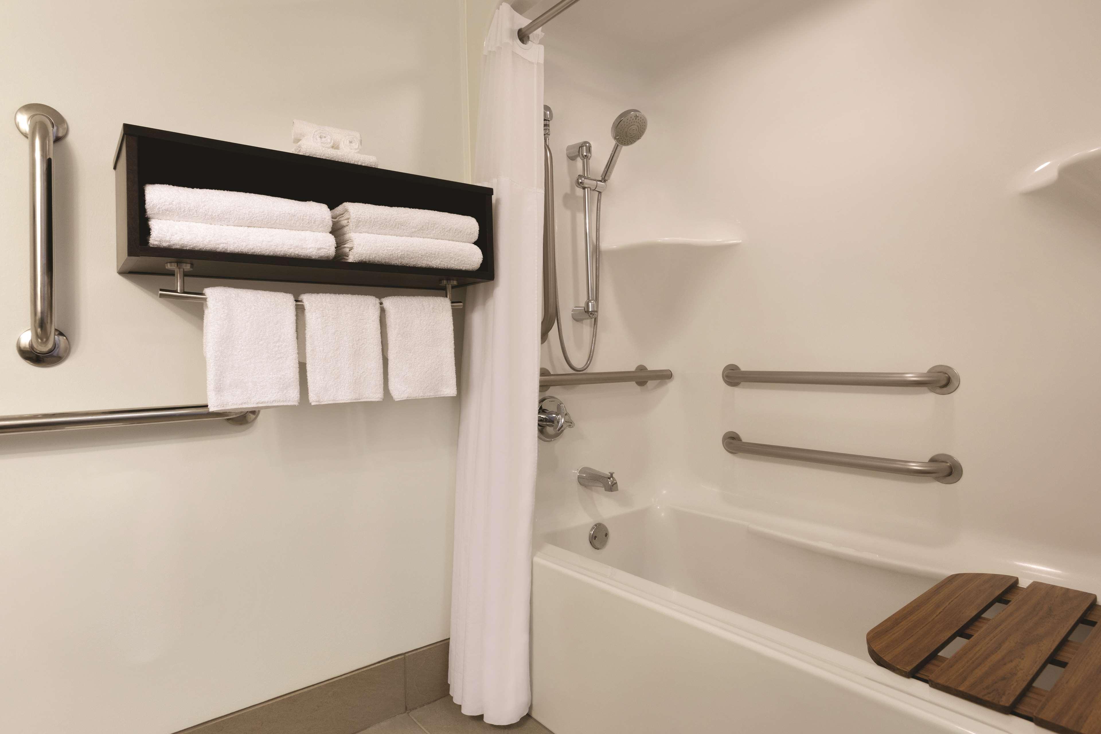 Country Inn & Suites By Radisson, Brooklyn Center, Mn Eksteriør bilde